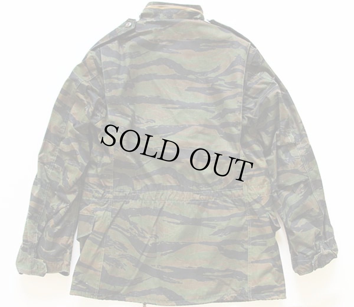 画像2: 80s タイガーカモ M-65 フィールドジャケット S-R (2)