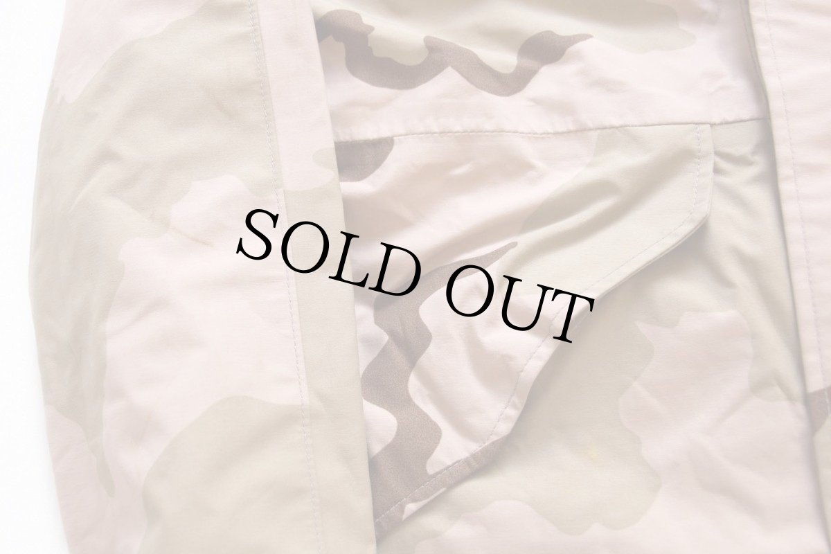 画像6: 00s 米軍 U.S.ARMY ECWCS GEN1 デザートカモ GORE-TEXゴアテックスパーカー S-R (6)