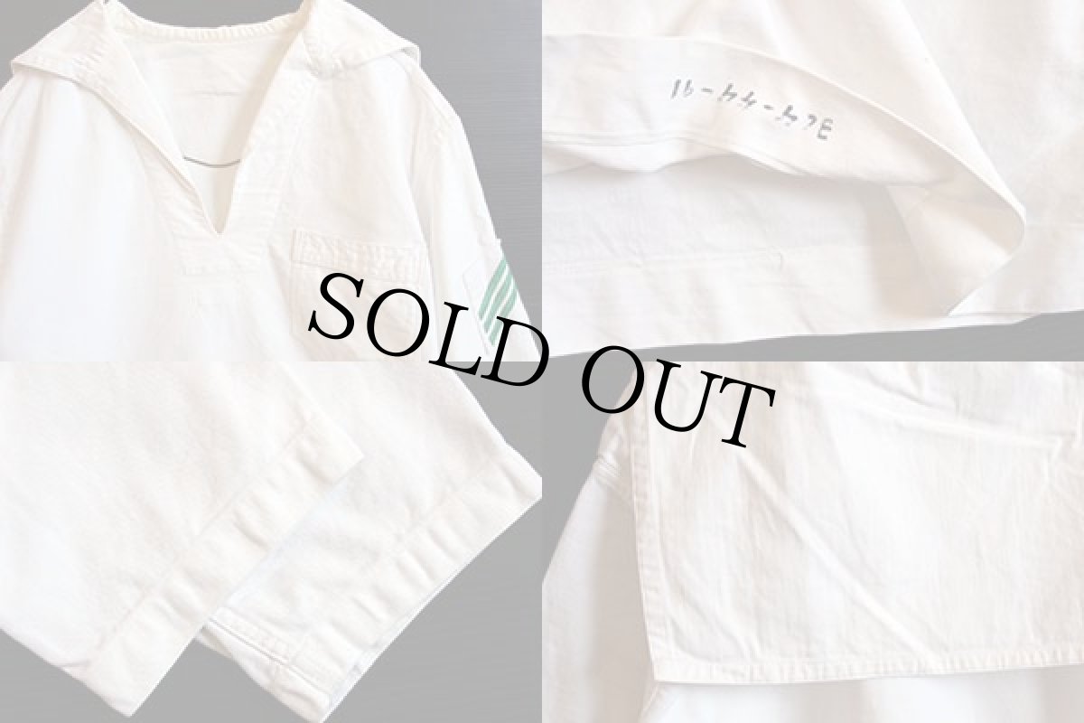 画像3: ビンテージ 米軍 U.S.NAVY パッチ付き コットン セーラーシャツ 白 (3)