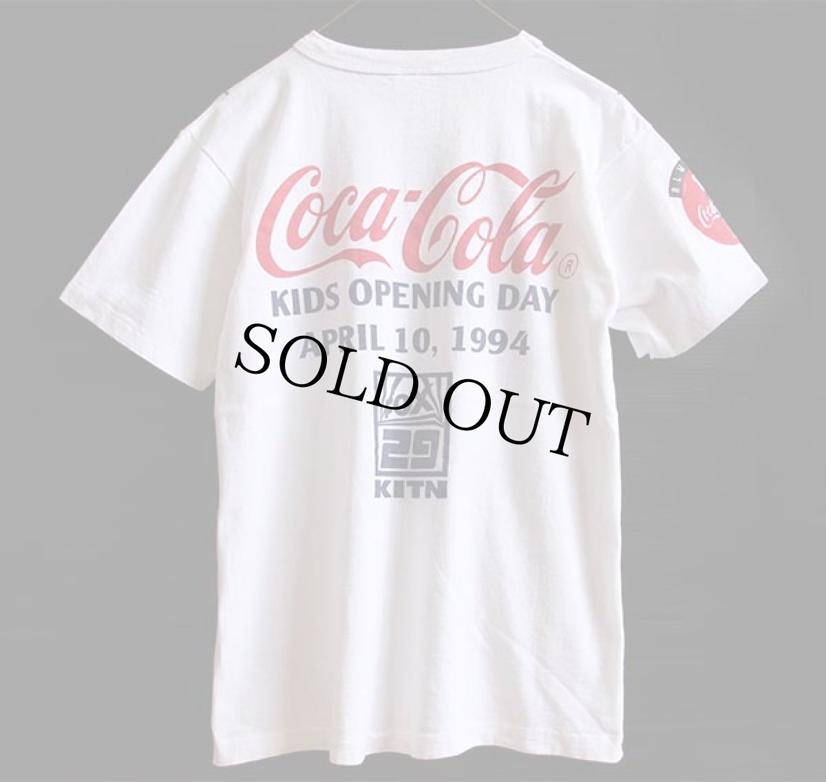 画像2: 90s USA製 MLB Twins Coca-Colaコカコーラ ベースボールシャツ 騙し絵 コットンTシャツ 白 M (2)