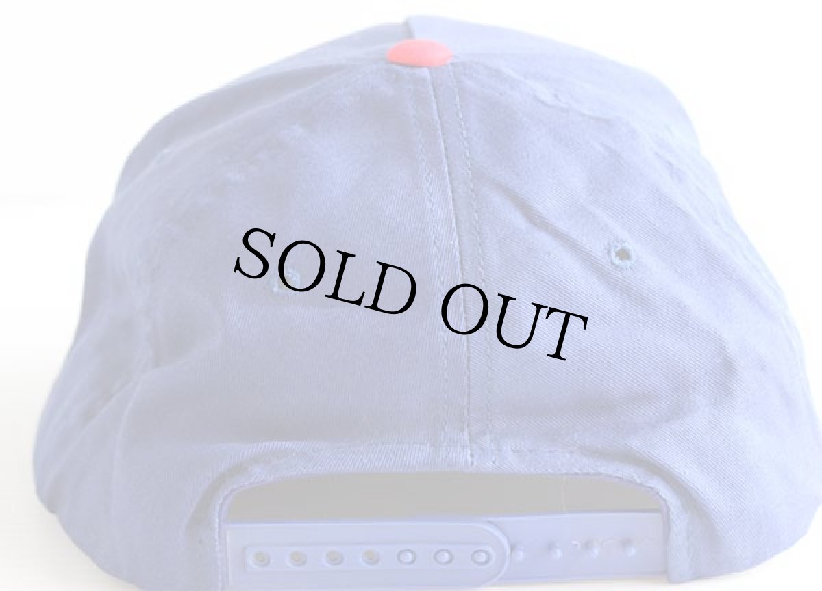 画像2: STP ロゴ刺繍 ツートン コットンキャップ 青×赤 (2)