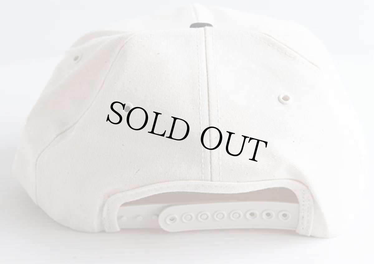 画像2: 80sデッドストック USA製 Harvest PARTNERS パッチ付き ツートン コットンキャップ 生成り×黒 (2)