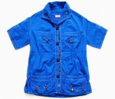 画像1: ビンテージ ハイチ製 L'ESCALE ハンドメイド 刺繍入り 半袖 コットンシャツ 青 (1)