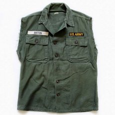 画像1: 50s 米軍 U.S.ARMY パッチ付き カットオフ ユーティリティシャツ (1)