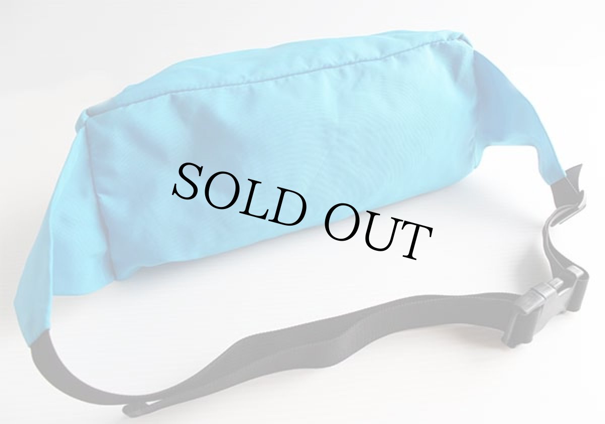 画像2: 90s Caribou MOUNTAINEERING ナイロン ウエストバッグ 水色 (2)