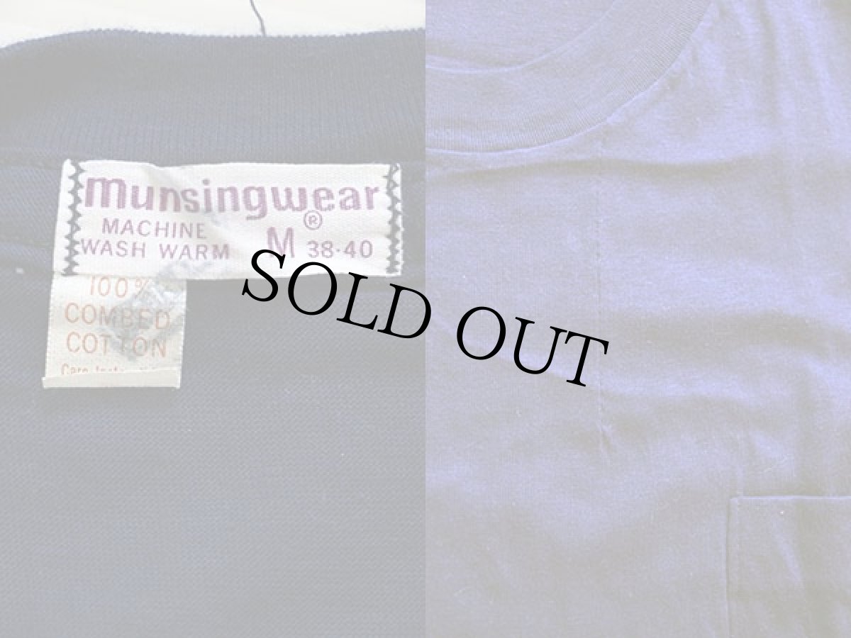 画像3: デッドストック★70s munsingwear 無地 コットン ポケットTシャツ 紺 M (3)