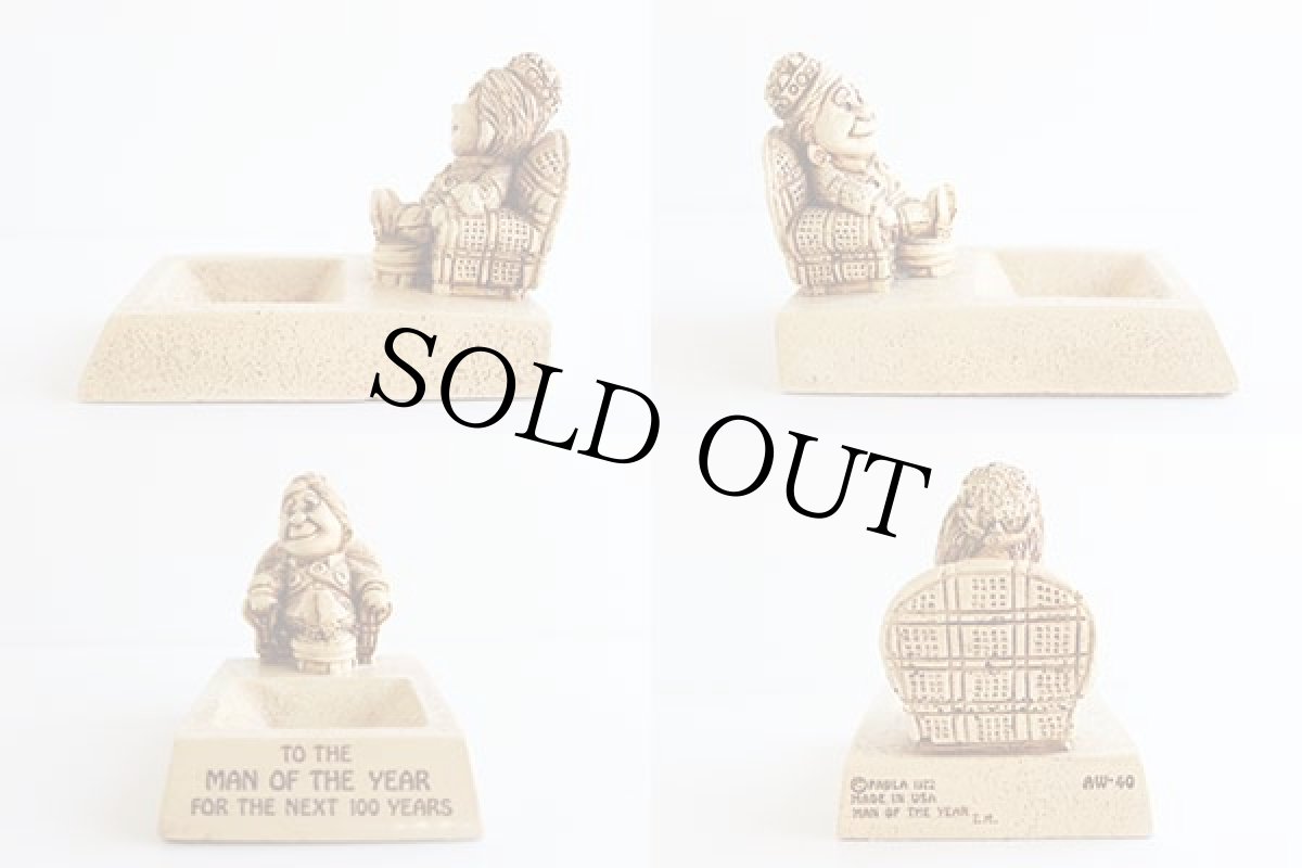 画像2: 70s USA製 TO THE MAN OF THE YEAR FOR THE NEXT 100 YEARS トレー付き メッセージドール (2)