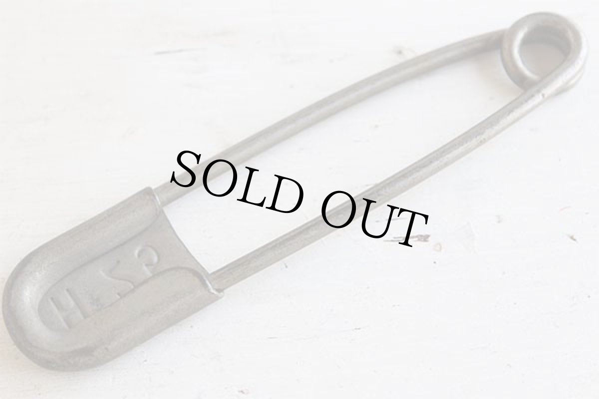 画像2: ビンテージ H 25刻印 ランドリーピン★安全ピン (2)