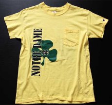 画像2: 80s USA製 Championチャンピオン NOTRE DAME 両面プリント コットン ポケットTシャツ 黄 L (2)