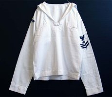 画像1: ビンテージ 米軍 U.S.NAVY U.S.S.CHARLES S.SPERRY パッチ付き セーラーシャツ 白 (1)