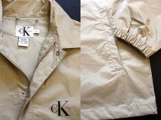 画像3: 90s Calvin Klein Jeans カルバンクライン ロゴ ナイロン コーチジャケット グレーベージュ L (3)
