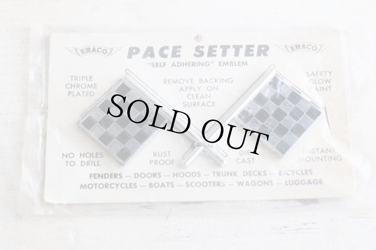 画像2: デッドストック★ビンテージ ERACO PACE SETTER チェッカーフラッグ エンブレム 黒 (2)