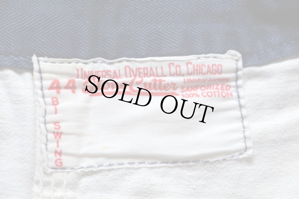 画像4: 50s UNIVERSAL OVERALL CHEVROLET シボレー パッチ付き ツートン HBT ヘリンボーンツイル オールインワン ボロ 白×紺 44★つなぎ (4)