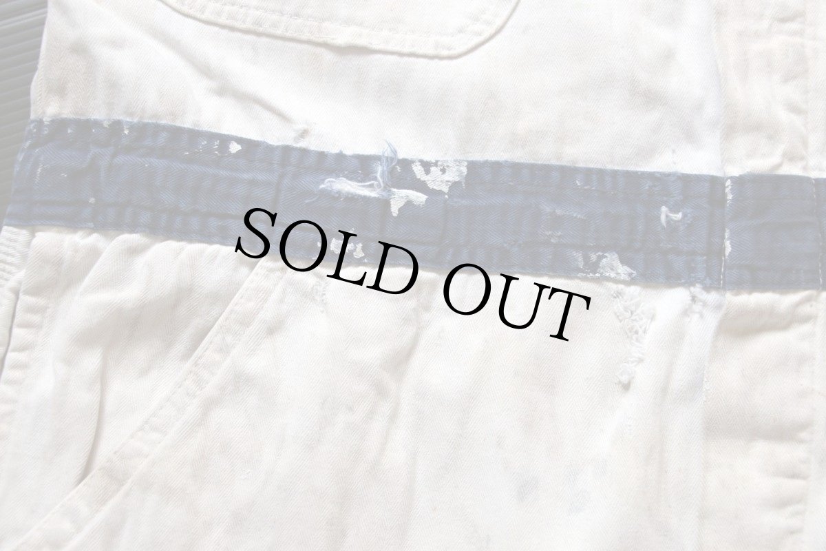 画像6: 50s UNIVERSAL OVERALL CHEVROLET シボレー パッチ付き ツートン HBT ヘリンボーンツイル オールインワン ボロ 白×紺 44★つなぎ (6)