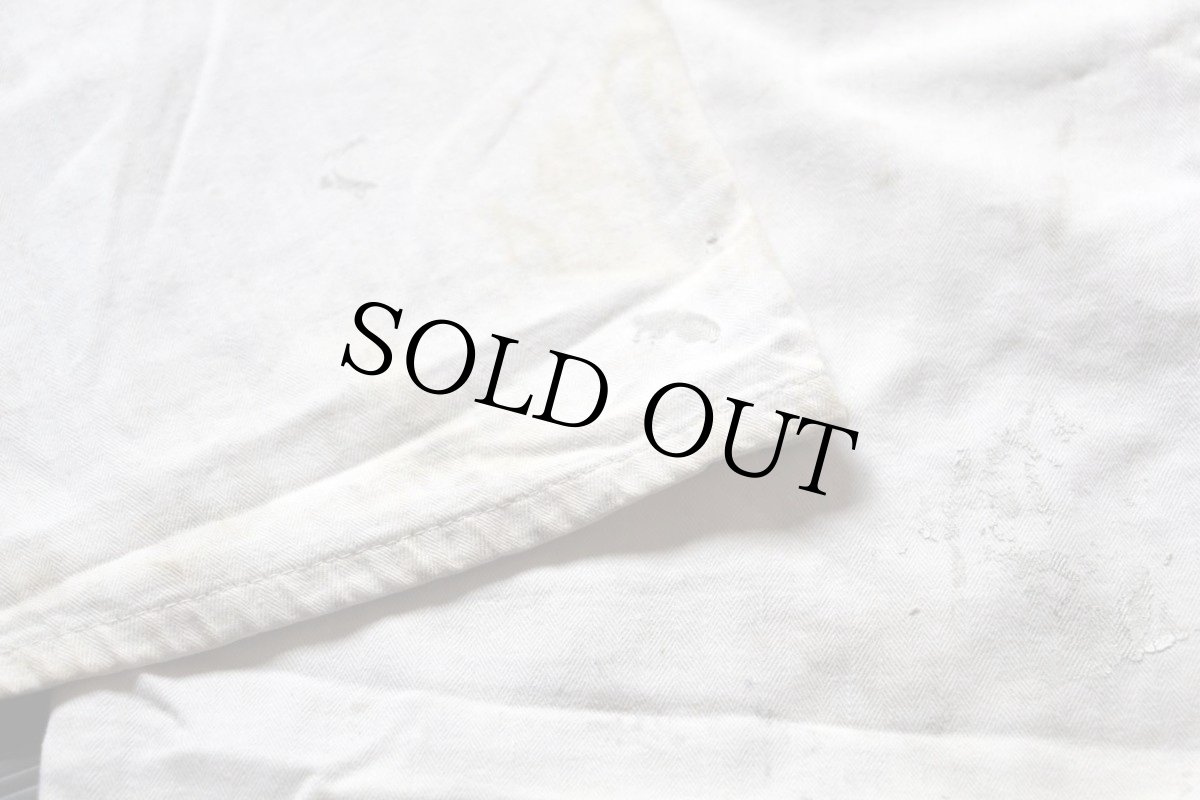 画像8: 50s UNIVERSAL OVERALL CHEVROLET シボレー パッチ付き ツートン HBT ヘリンボーンツイル オールインワン ボロ 白×紺 44★つなぎ (8)