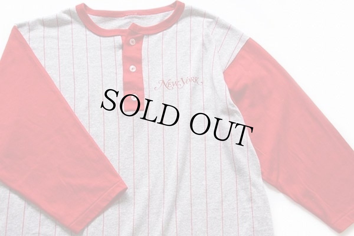 画像2: 80s UNKNOWN NEW YORK ストライプ ヘンリーネック 七分袖 Tシャツ 杢グレー×赤 (2)