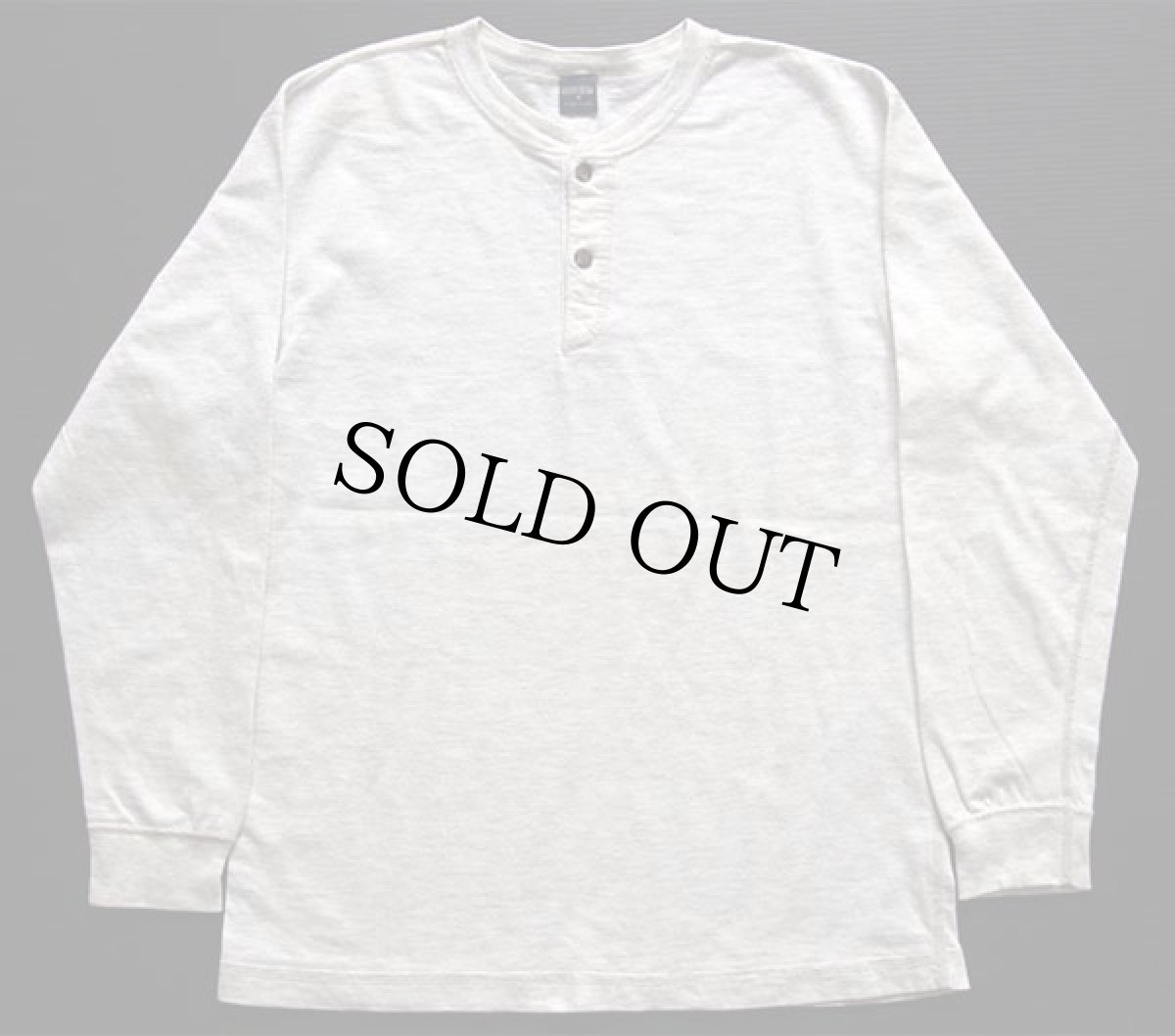画像2: 90s USA製 LANDS'ENDランズエンド ヘンリーネック コットン 長袖Tシャツ オートミール M (2)
