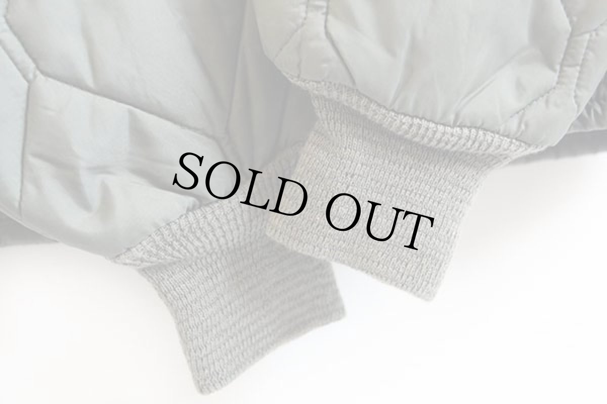 画像6: 60s 米軍 USAF CWU-9/P ナイロン キルティング ライナージャケット 初期型 セージグリーン M (6)