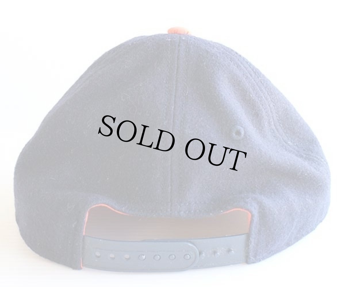 画像2: STUSSYステューシー ロゴ刺繍 ウール混 ベースボールキャップ 紺×オレンジ (2)