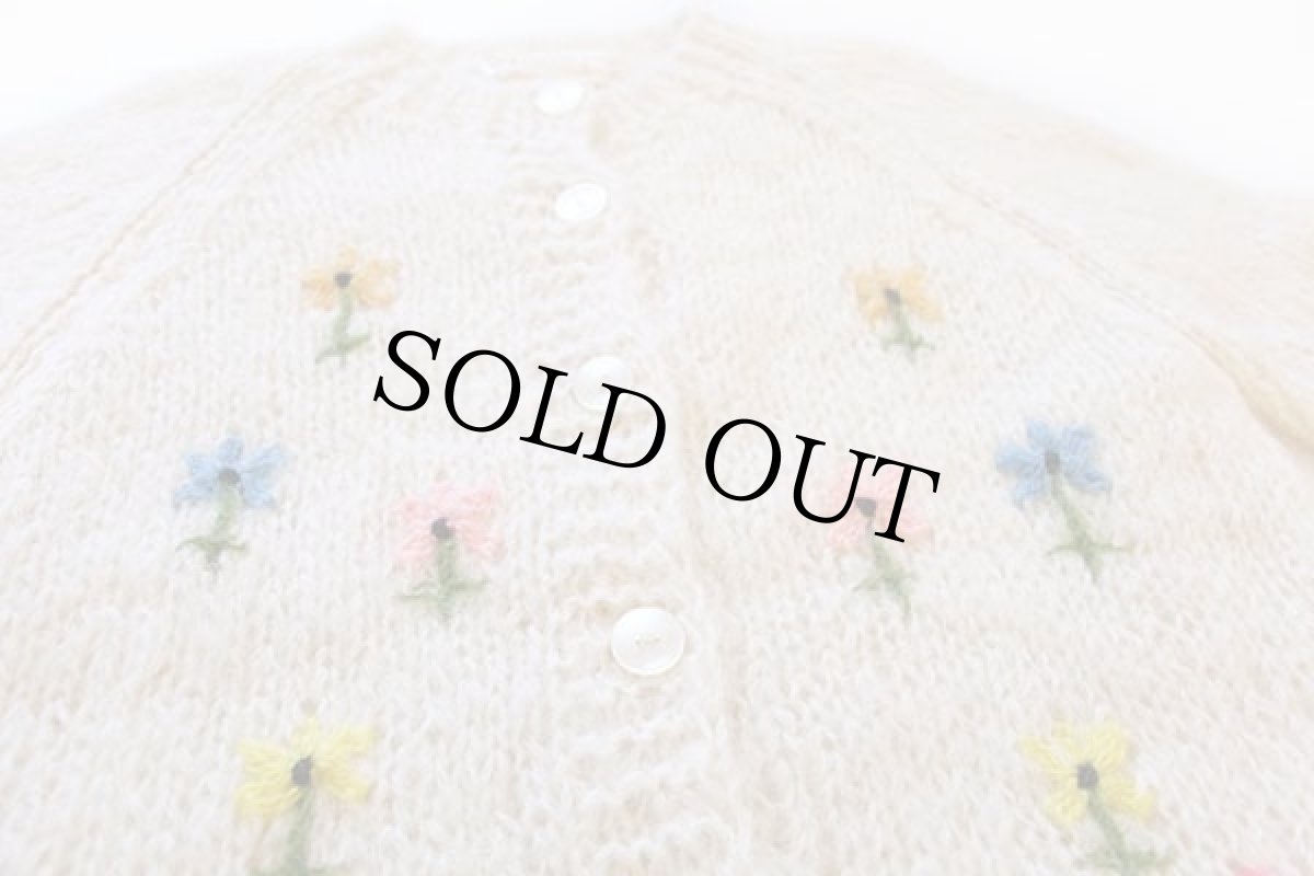 画像3: 60s イタリア製 MONTGOMERY WARD 花柄 刺繍 モヘヤ ニットカーディガン ナチュラル (3)