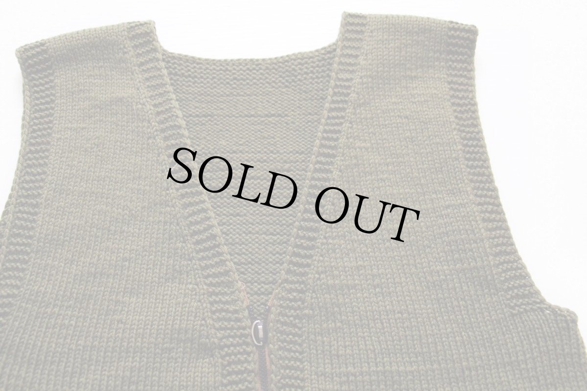 画像3: ビンテージ AMERICAN RED CROSS Vネック ウールニット ベスト オリーブドラブ (3)