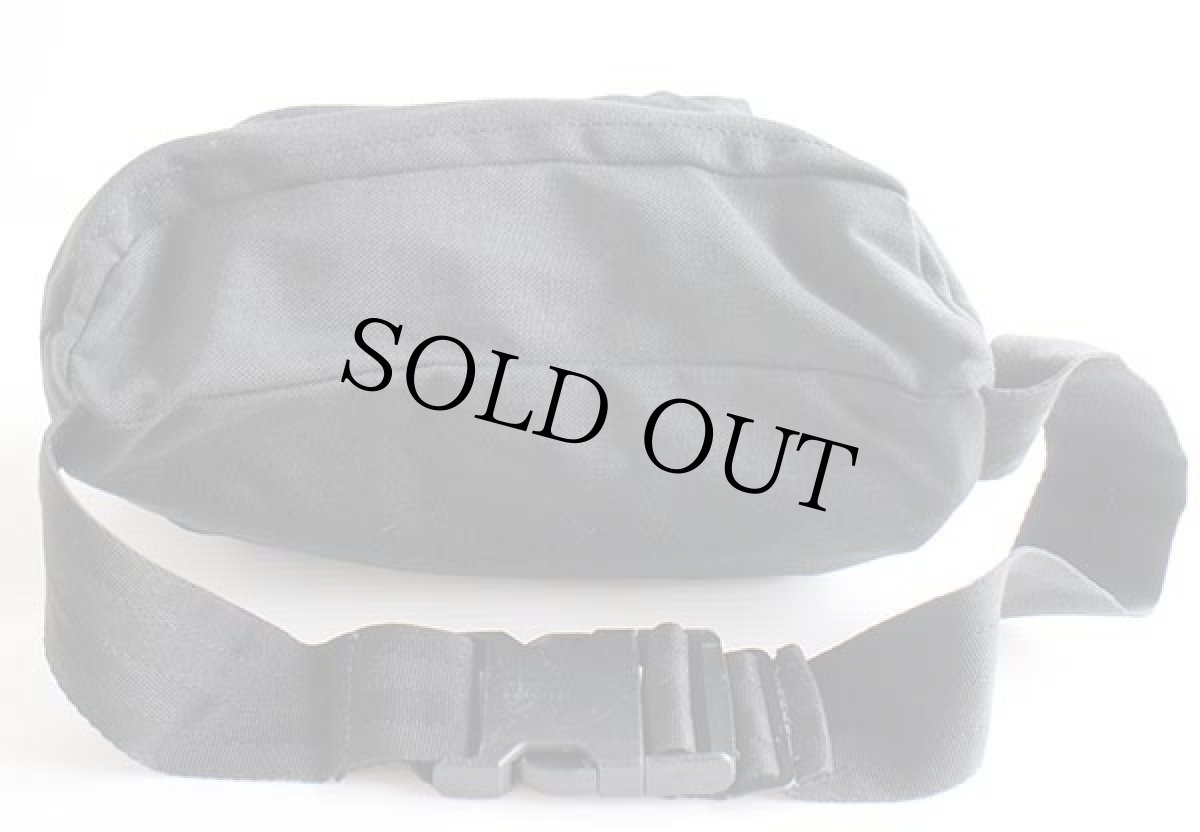 画像2: 90s USA製 EASTPAKイーストパック レザー×ナイロン ウエストバッグ 黒×茶 (2)