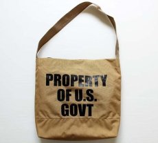 画像2: 80s PROPERTY OF U.S.GOVT ナイロン ショルダーバッグ カーキ (2)