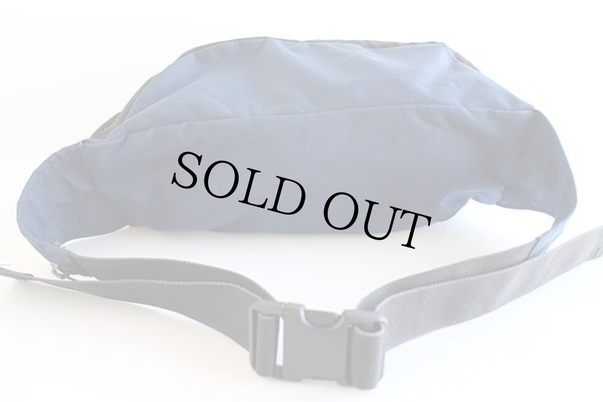 画像2: 90s USA製 JANSPORTジャンスポーツ ナイロン ウエストバッグ 紺 (2)