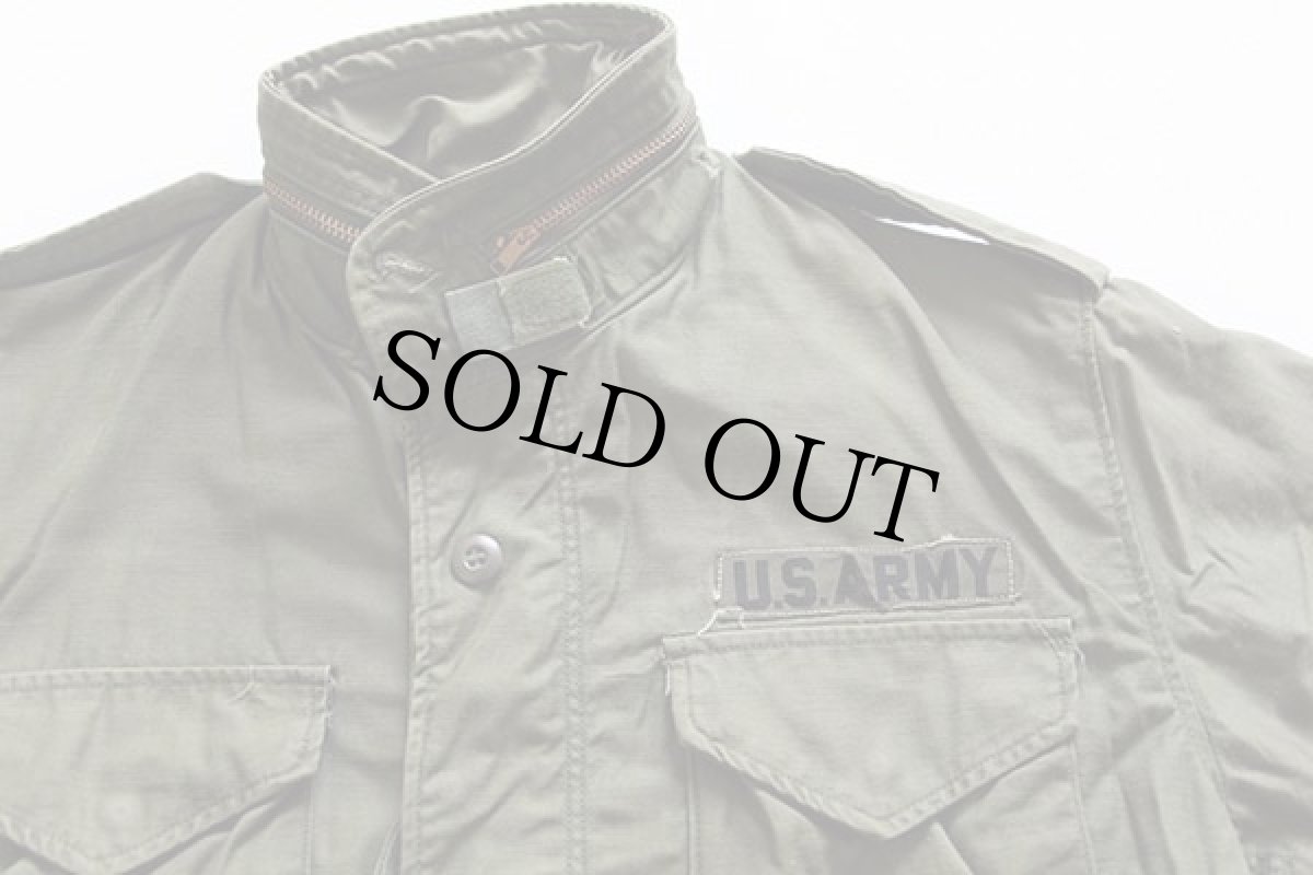 画像3: 70s 米軍 U.S.ARMY パッチ付き M-65 フィールドジャケット S-S (3)