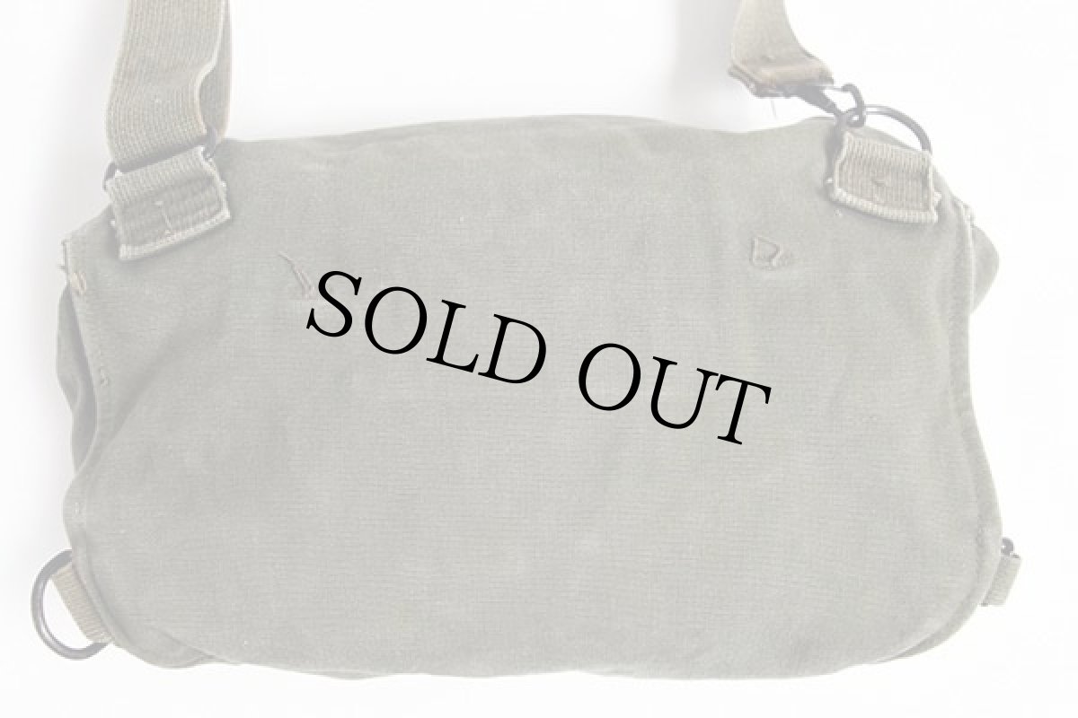 画像2: 40s 米軍 U.S.ARMY ガスマスクバッグ (2)