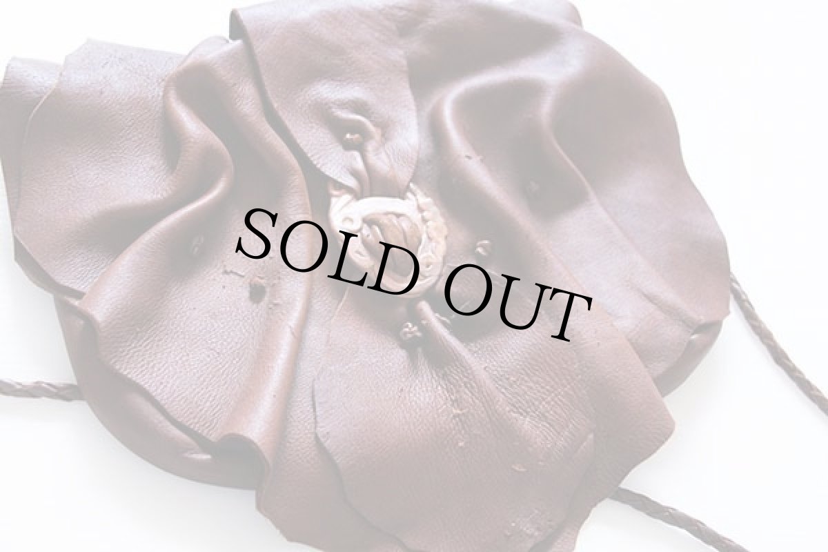 画像4: ハンドクラフト ディアスキン レザーショルダーバッグ 焦げ茶 (4)