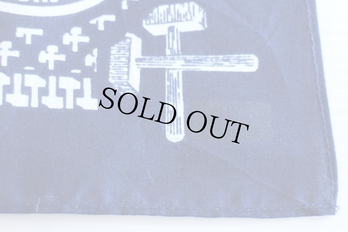 画像4: デッドストック★carharttカーハート バンダナ 紺 (4)