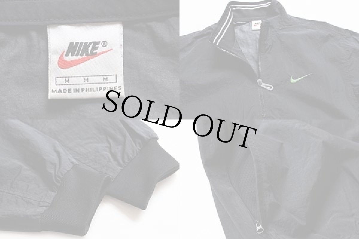 画像3: 90s NIKEナイキ ワンポイント プルオーバー ナイロンジャケット 黒 M (3)