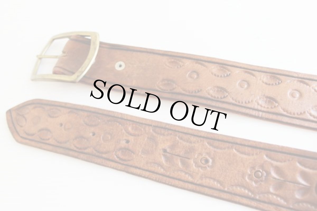 画像2: 70s 花柄 カービング レザーベルト 茶 32★844 (2)