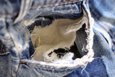 画像6: 70s USA製 Levi'sリーバイス 646 パッチワーク リペア カットオフ デニム ショートパンツ ボロ w34★ショーツ (6)