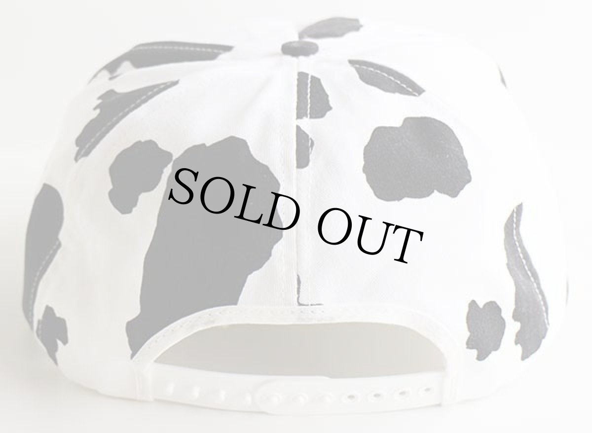 画像2: 80s USA製 NATIONAL FARMERS 発泡プリント 牛柄 コットンキャップ 白×黒 (2)