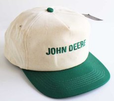 画像1: デッドストック★80s USA製 JOHN DEERE ロゴ刺繍 ツートン コットンキャップ 生成り×緑 (1)