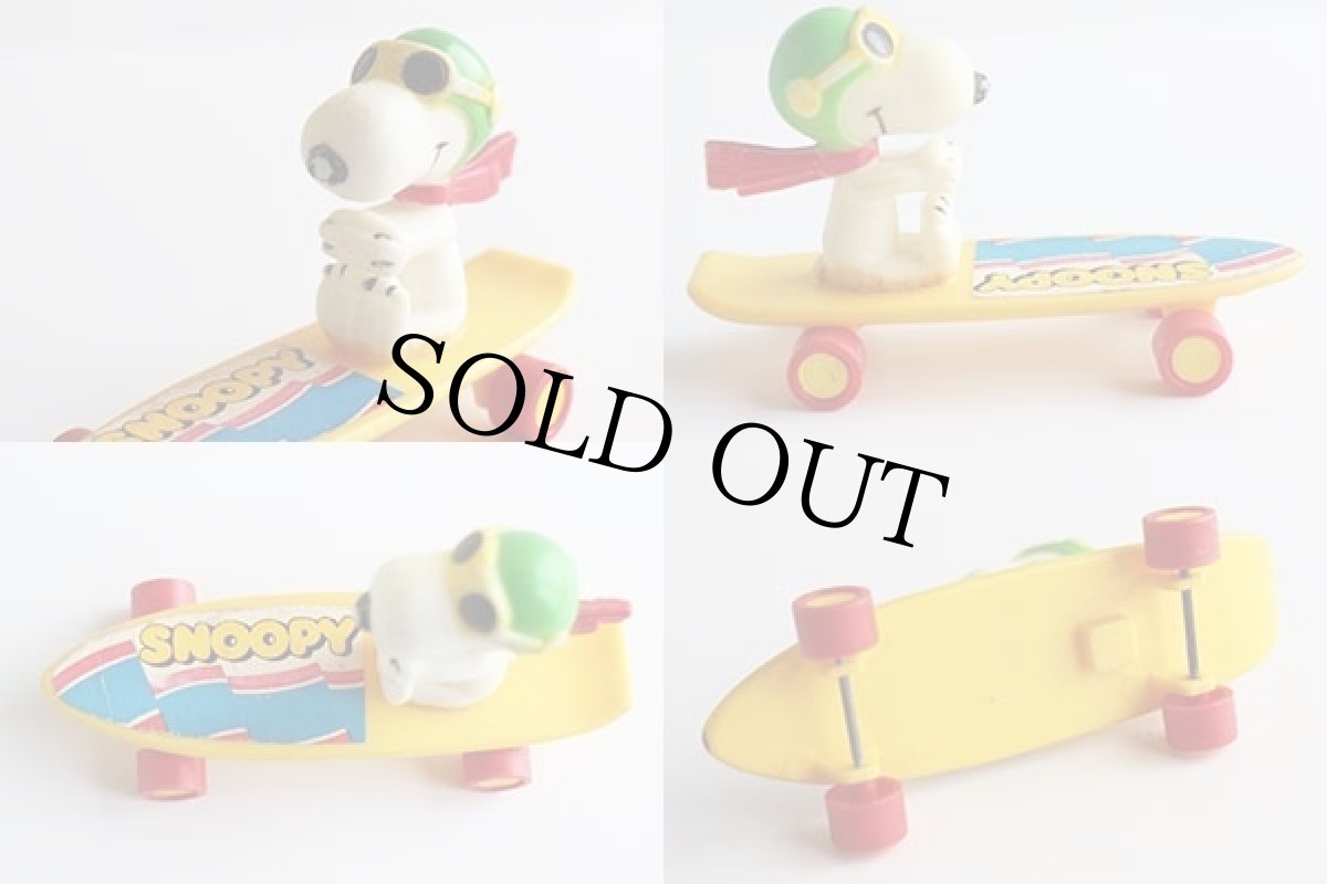 画像3: 70s AVIVA スヌーピー フライングエース スケートボード プラスチック トイ★おもちゃ (3)
