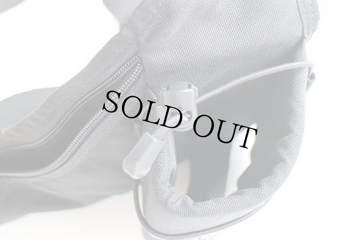 画像4: USA製 BATTLE LAKE ナイロン ボトルホルダー ウエストバッグ 黒 (4)