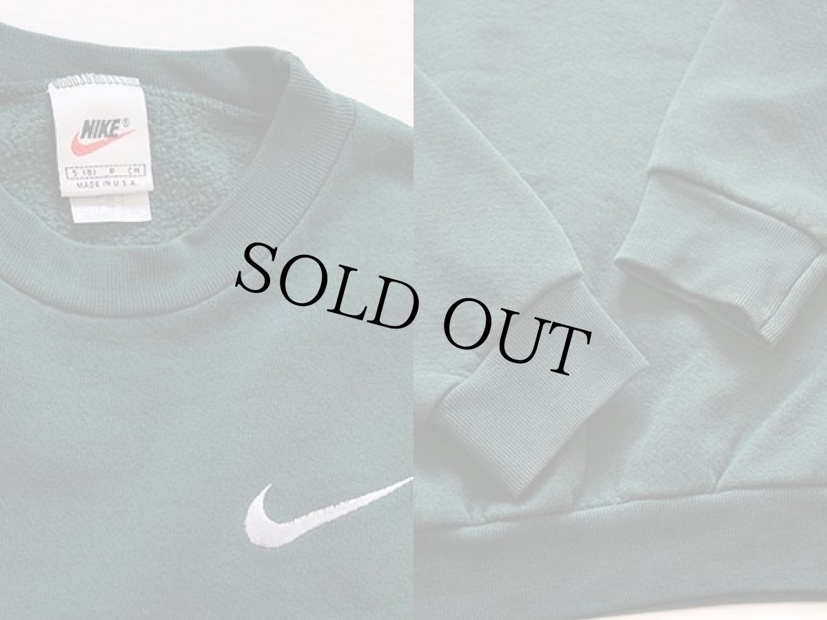 画像3: 90s USA製 NIKEナイキ スウッシュ ワンポイント スウェット 緑 キッズS (3)