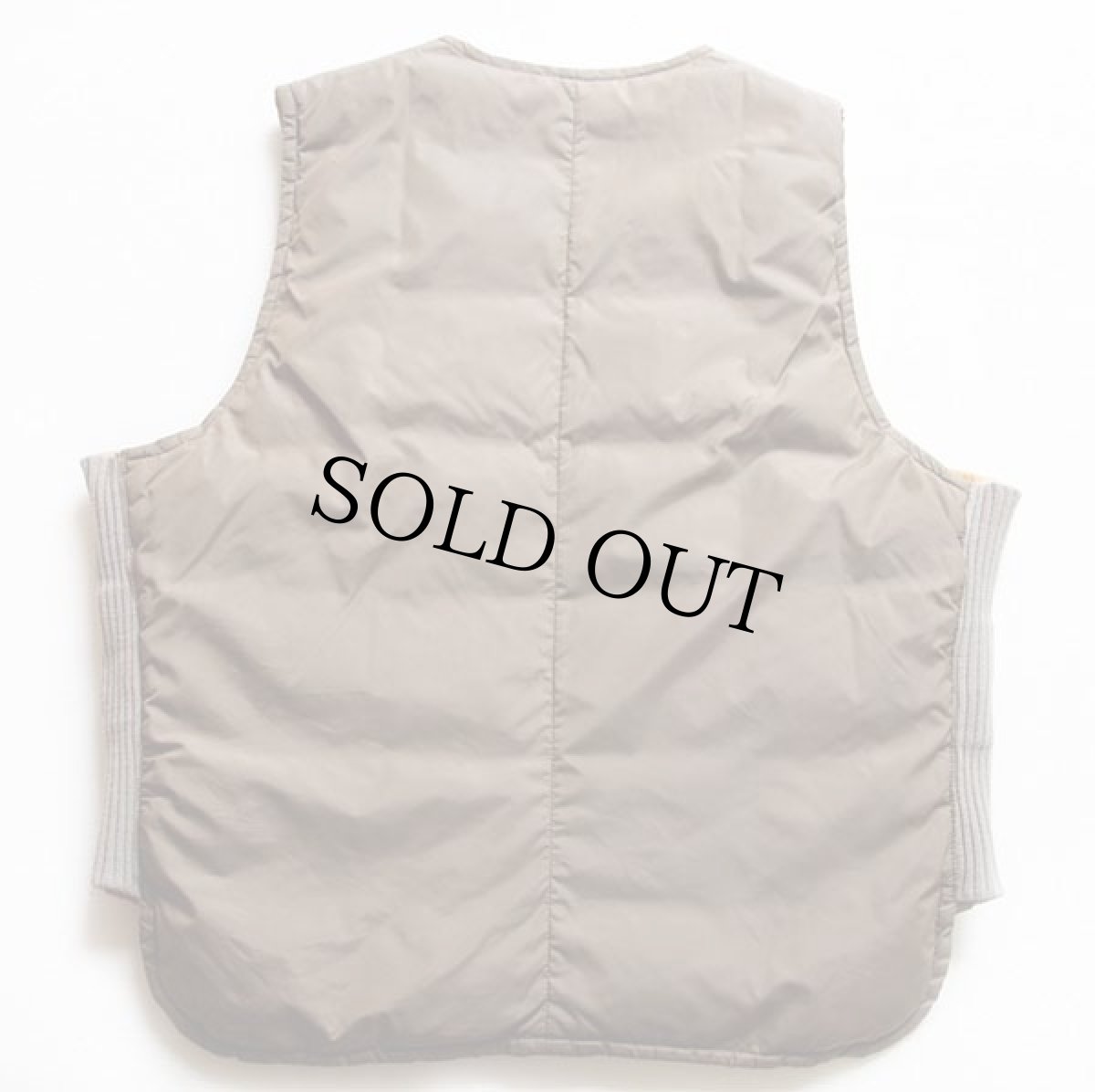 画像2: 70s EddieBauerエディーバウアー ノーカラー ナイロン ダウンベスト グレーブラウン 44 (2)