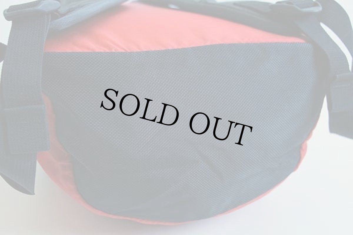 画像5: 00s USA製 patagoniaパタゴニア デカタグ ナイロン デイパック 朱色★リュックサック (5)