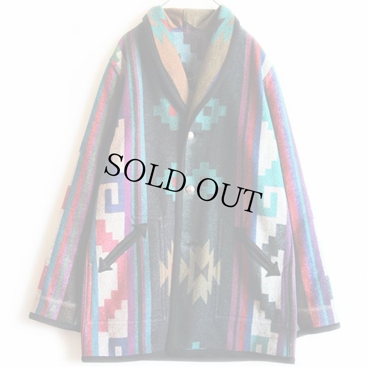 画像3: UNKNOWN ネイティブ柄 ショールカラー コンチョボタン リバーシブル ウール ブランケット コート (3)