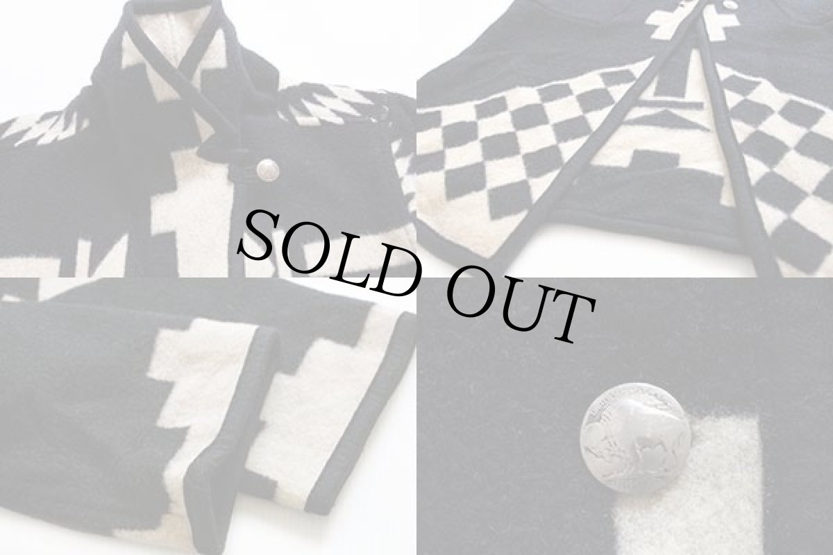 画像7: UNKNOWN ネイティブ柄 ショールカラー コンチョボタン リバーシブル ロング ウール ブランケット コート (7)