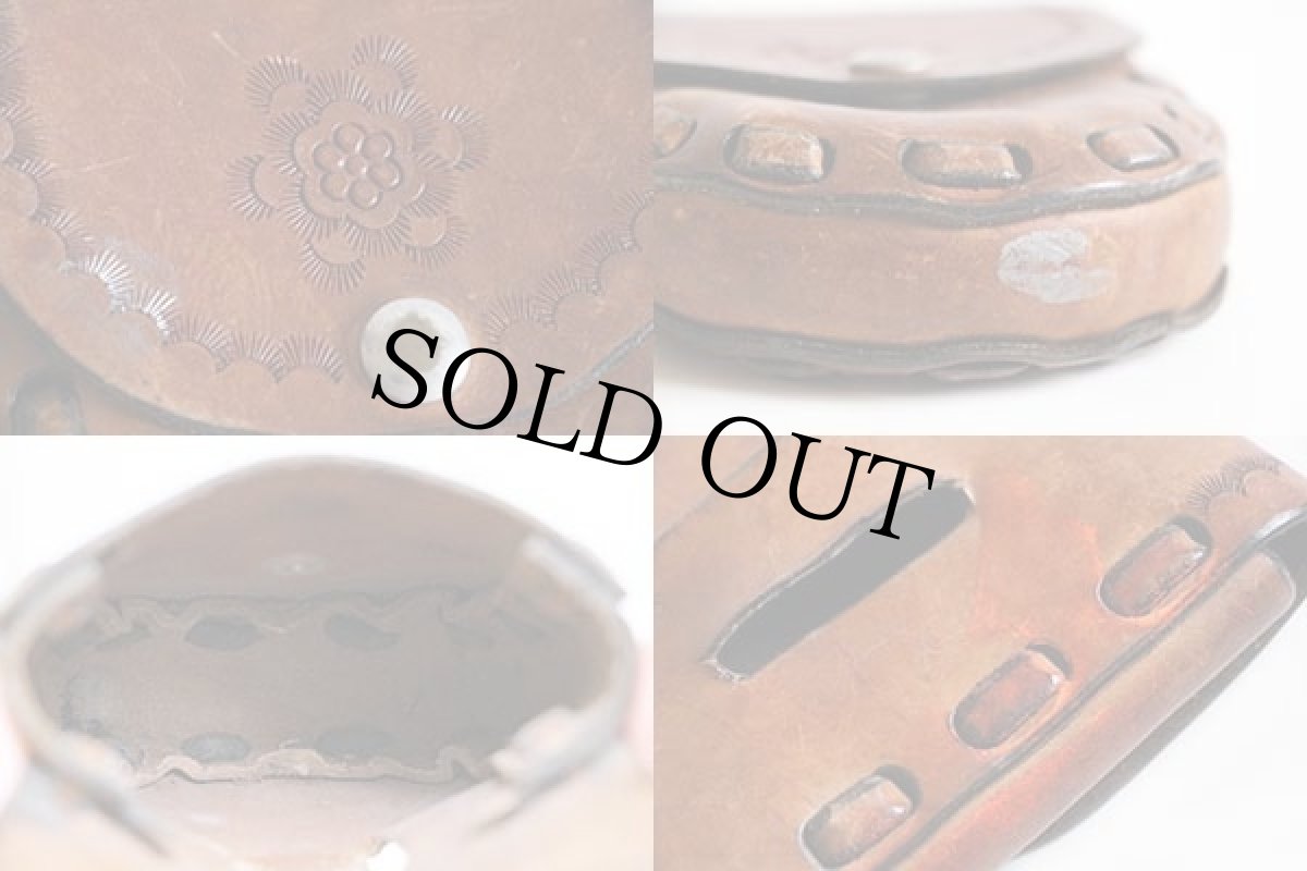 画像3: 70s ハンドクラフト 花柄 カービング レザー ベルトポーチ 茶 (3)