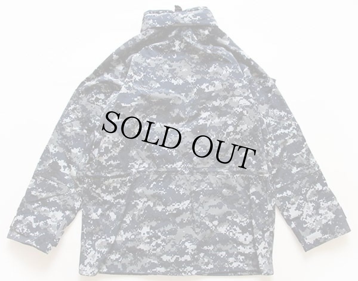 画像2: 00s 米軍 U.S.NAVY ECWCS GEN2 NWU デジタルカモ GORE-TEXゴアテックスパーカー M-L (2)