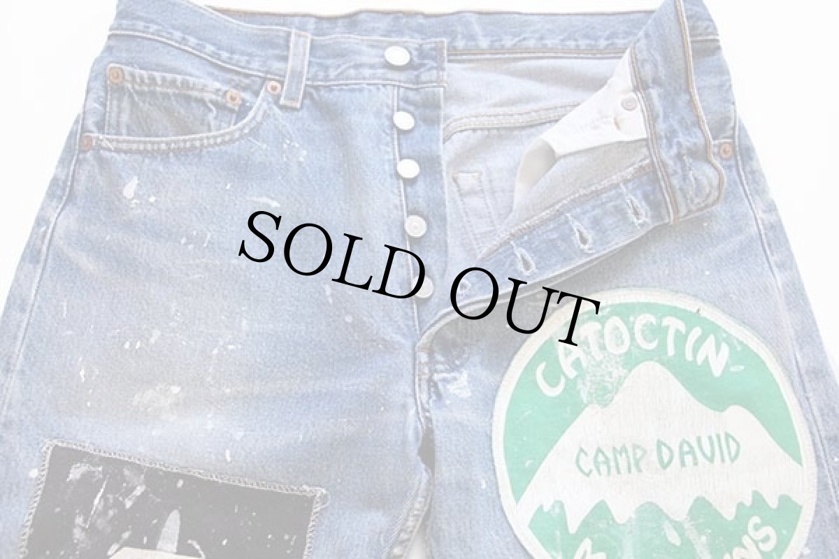 画像3: 00s Levi'sリーバイス 501 パッチ&ペンキ加工 デニムパンツ w32 (3)