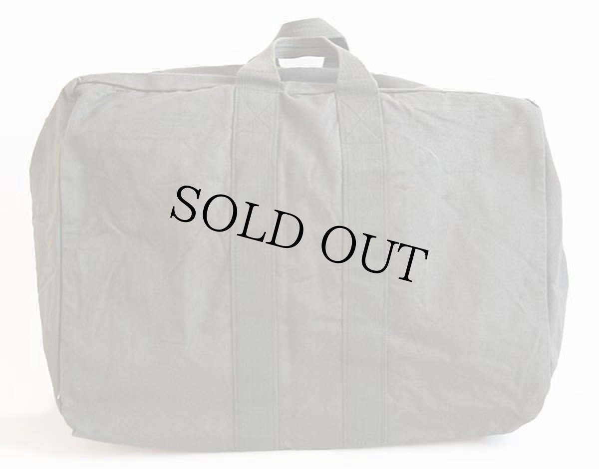 画像2: 60s 米軍 フライヤーズ キットバッグ セージグリーン (2)