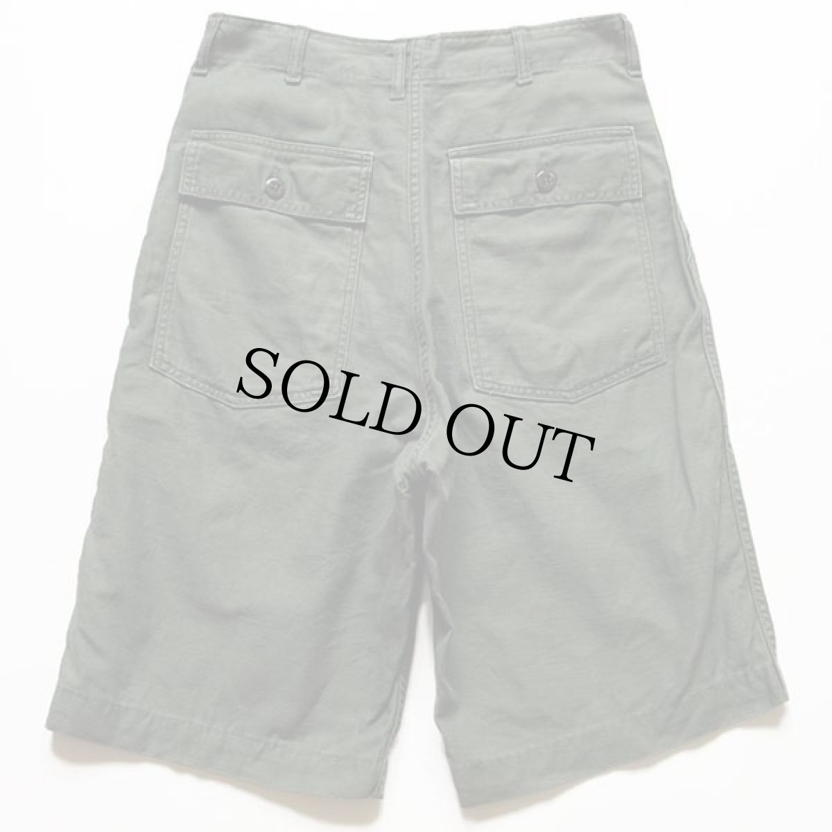 画像2: 60s 米軍 U.S.ARMY ユーティリティ ベイカー ショートパンツ カスタム オリーブグリーン w30★ショーツ (2)