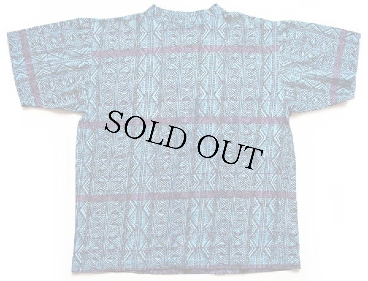 画像2: デッドストック★90s USA製 MAUi モックネック 総柄 染み込みプリント コットンTシャツ M (2)